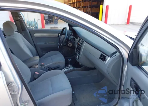 2008 Suzuki Forenza Convenience/Popular из США, поврежденный, VIN KL5JD56Z98K850095